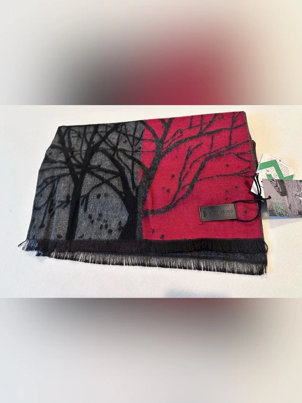 Mio Marino scarf - Twigs Red & Gray. NIB. Feels like cashmere!